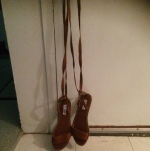 Steve Madden Tie Up Sandals